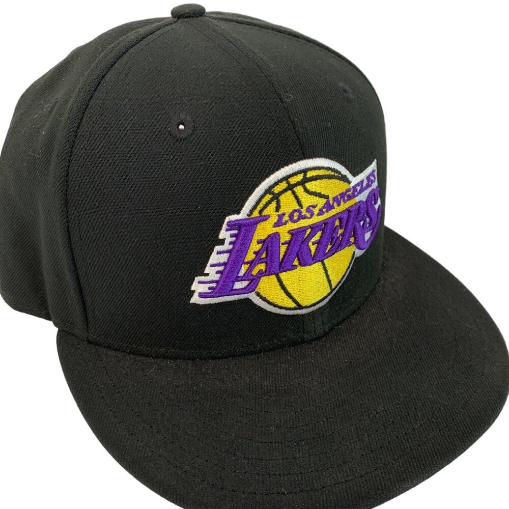 Mens NBA LA Lakers Black Cap New Era 9Fifty Snap Back OS NWT 7736